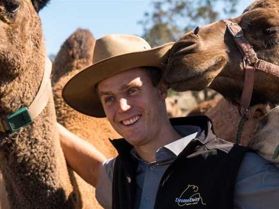 Meet WA's blind cameleer changing our perspective on camels