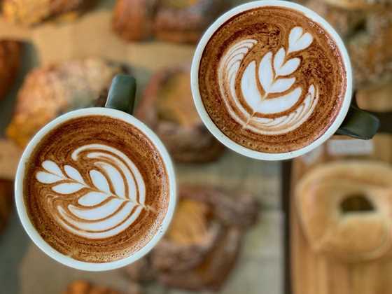 Discover the best Einspanner coffee spots in Perth