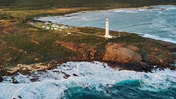 Working lighthouse tours in Margaret River, the tallest in Australia & perfect for whale season