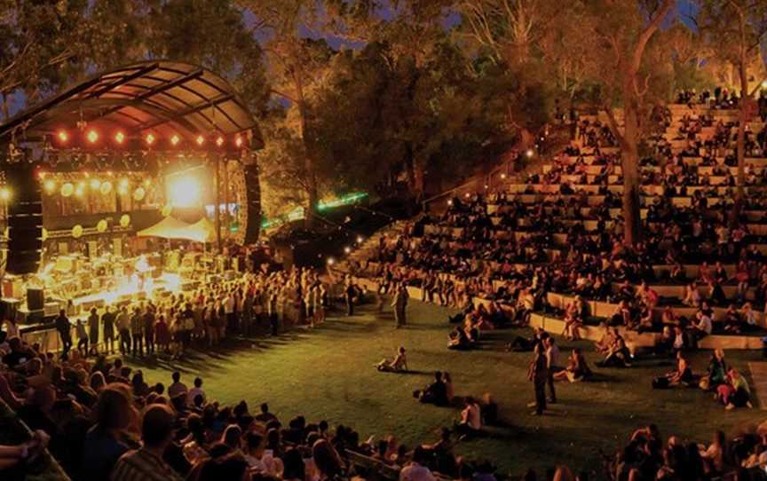 Belvoir Amphitheatre, Local Facilities in Upper Swan