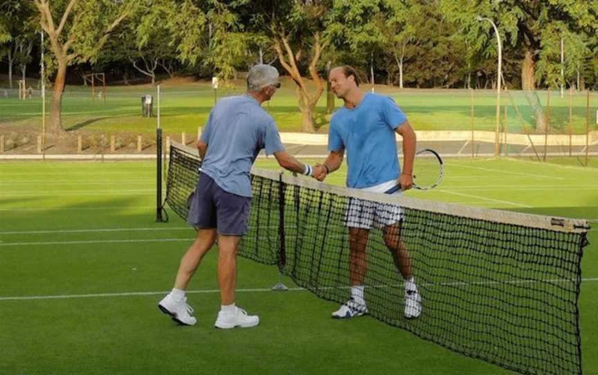 Onslow Park Tennis Club Courts, Local Facilities in Shenton Park