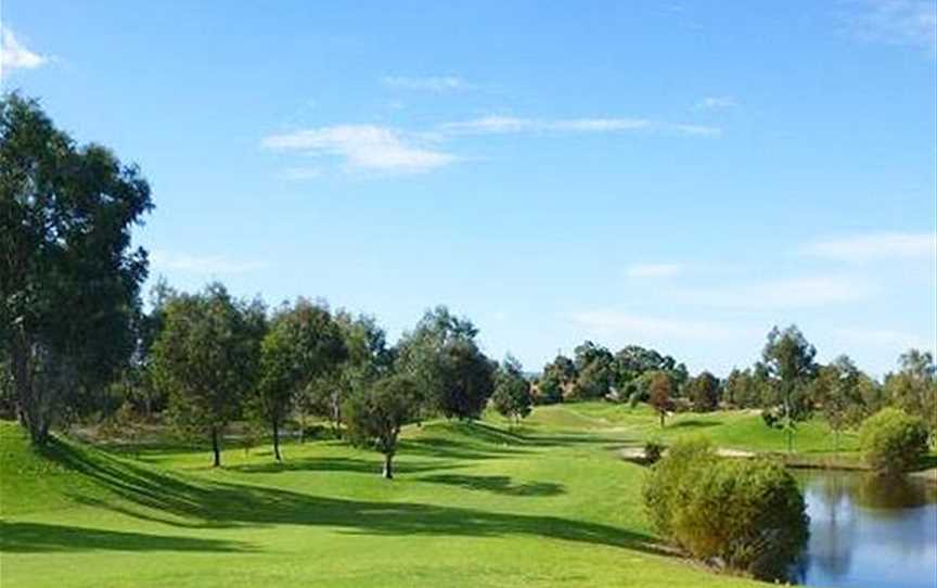 Altone Park Golf Course, Local Facilities in Beechboro