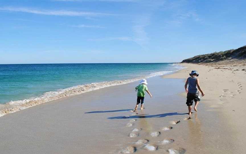 Getaway Beach, Accommodation in Dongara