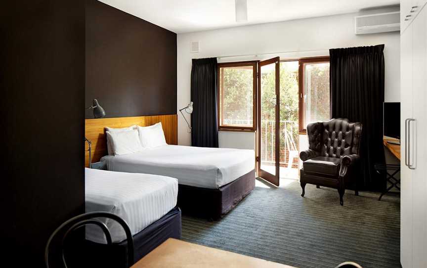 Riverview Hotel, Accommodation in Perth