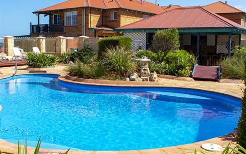 Seaspray Beach Holiday Park, Accommodation in Dongara