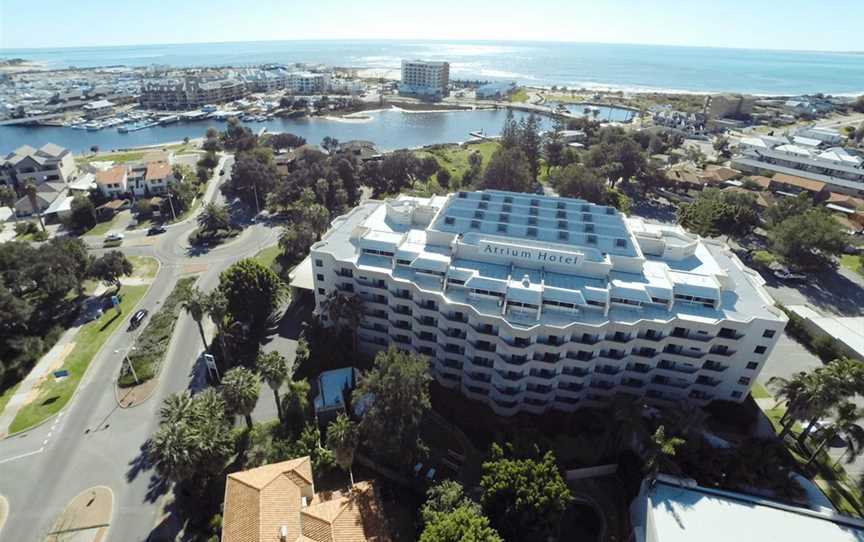 Atrium Hotel, Accommodation in Mandurah