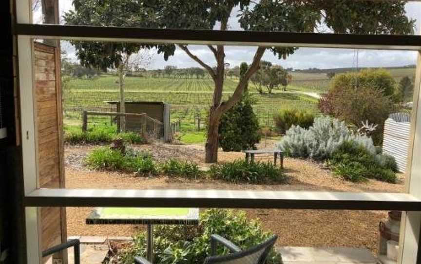 Bed in a Shed Vineyard Stay, Leasingham, SA