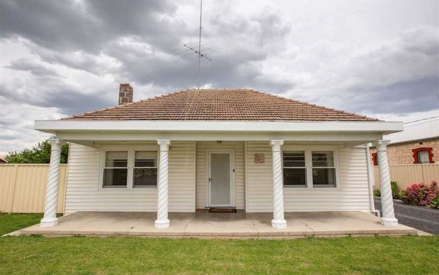 Smith Street Cottage Naracoorte, Naracoorte, SA