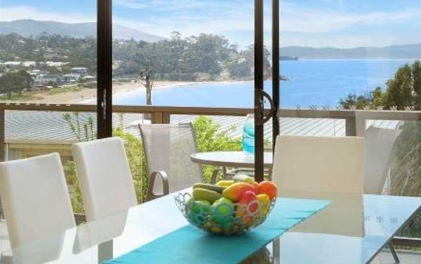 Self Contained Beach View Apartment, Blackmans Bay, TAS