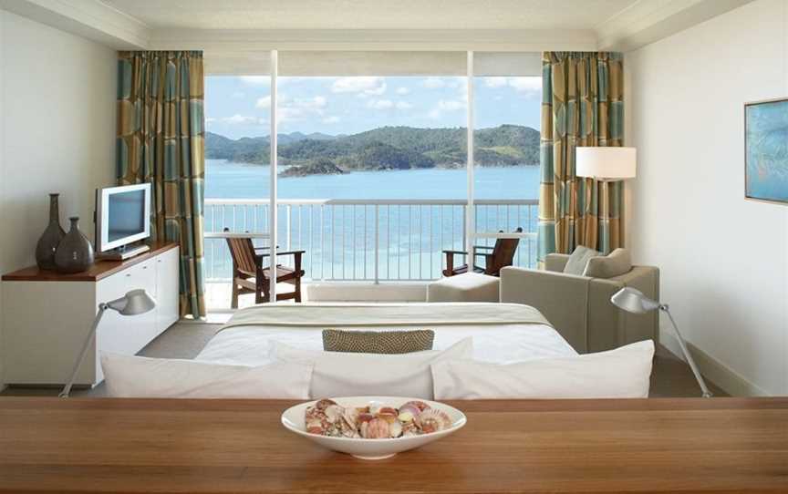 Reef View Hotel, Accommodation in Whitsundays