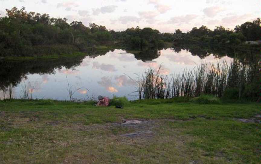 La Bonheur, Accommodation in Myalup