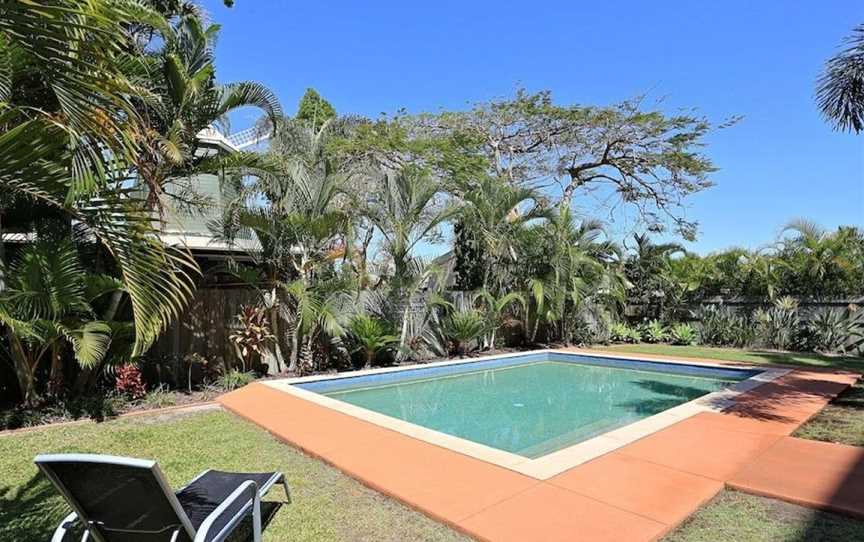 Pacific Reef by Kacys, Bargara, QLD