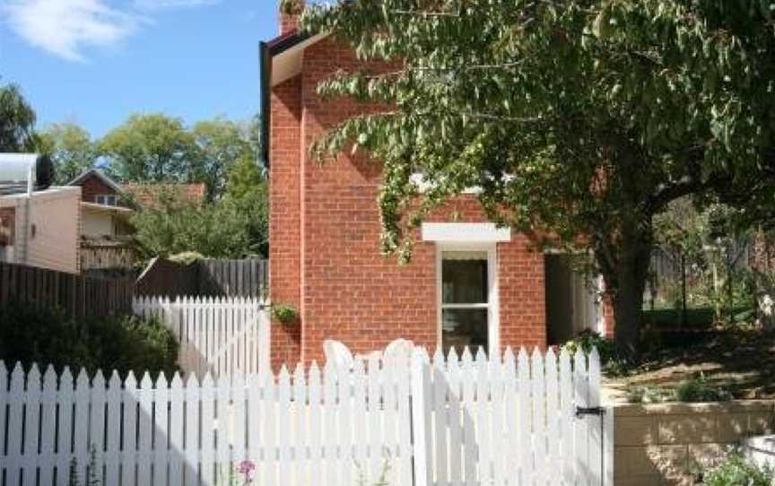 Annies Garden Cottage, South Hobart, TAS