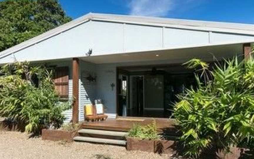 Beachside Cottages, Scarness, QLD