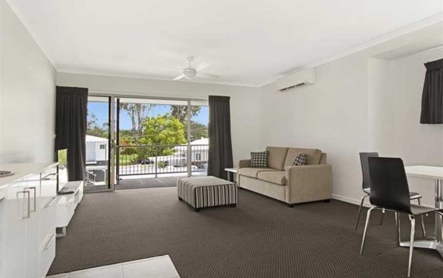 Cooroy Luxury Motel Apartments, Cooroy, QLD