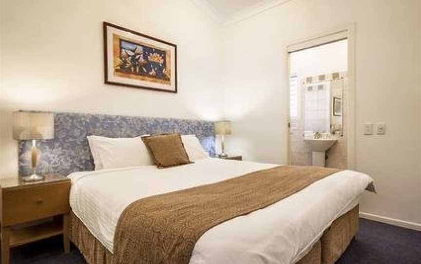 Quest Ascot, Accommodation in Ascot