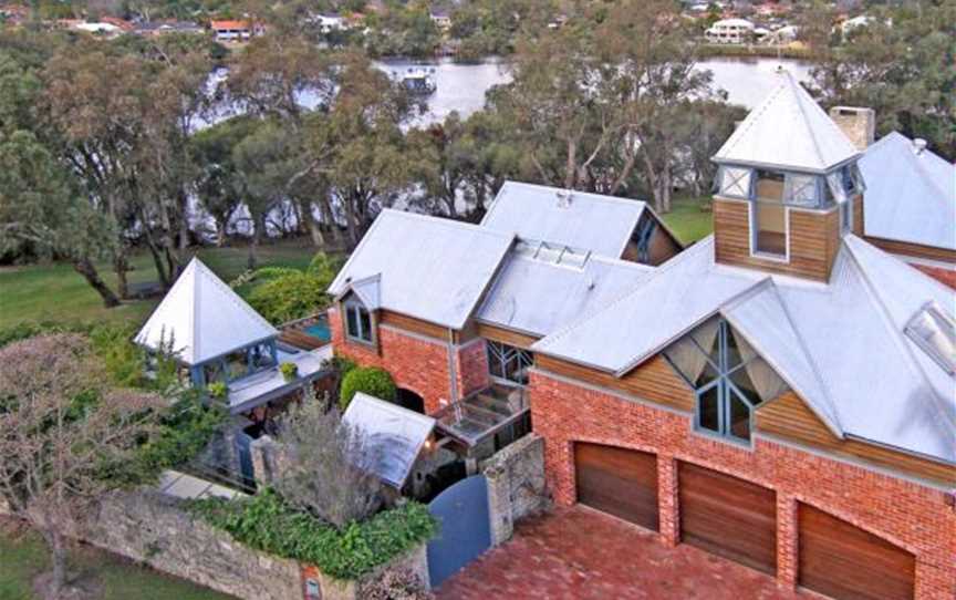 River Towers, Accommodation in Mt Pleasant