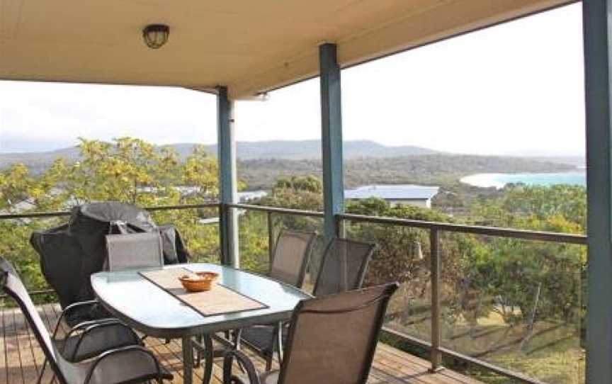 Lazy Wave Beach House, Binalong Bay, TAS