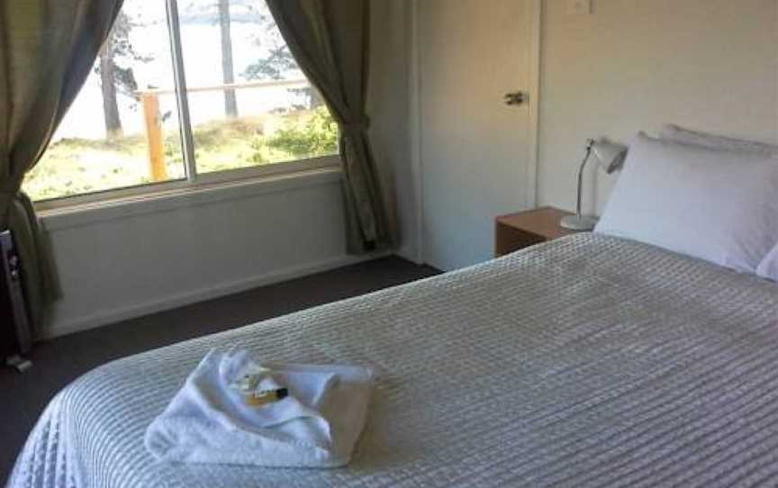 Bruny Island Beachside Accommodation, Dennes Point, TAS