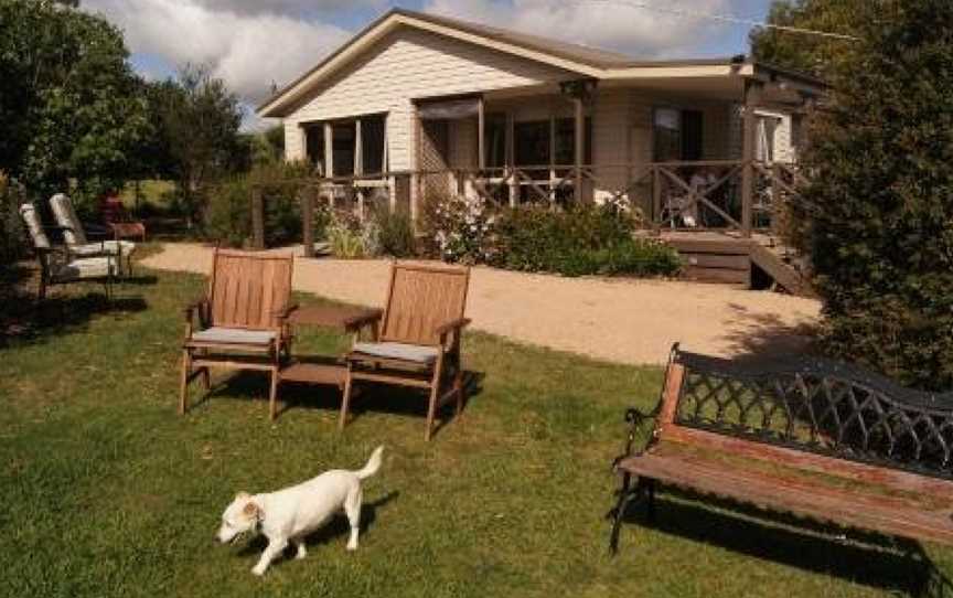 Emerald Hills Cottage, Koonwarra, VIC