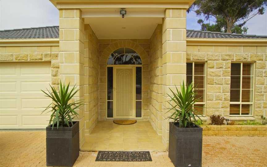 Serviced Houses - Bulla Hill, Bulla, VIC