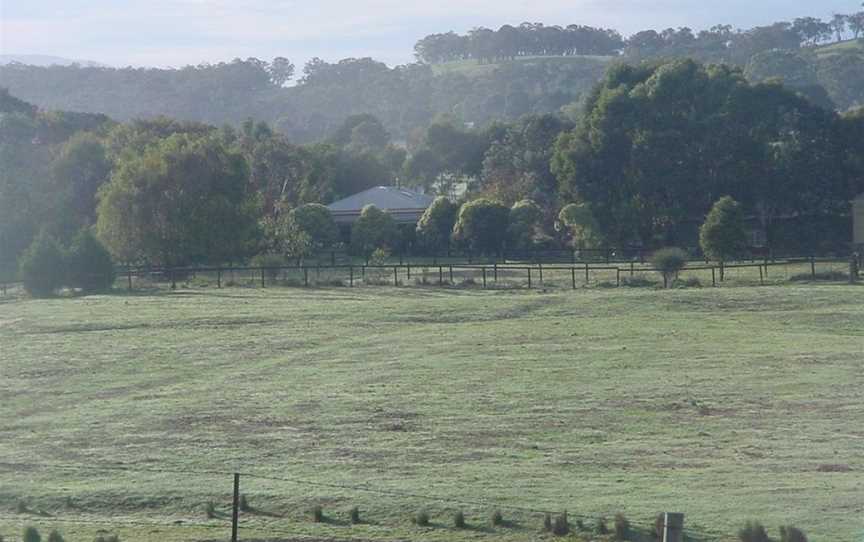 Holly Lane Mews, Steels Creek, VIC