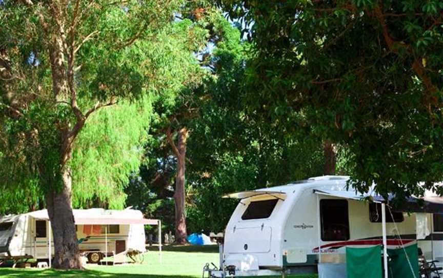 Fontys Pool and Caravan Park, Accommodation in Manjimup