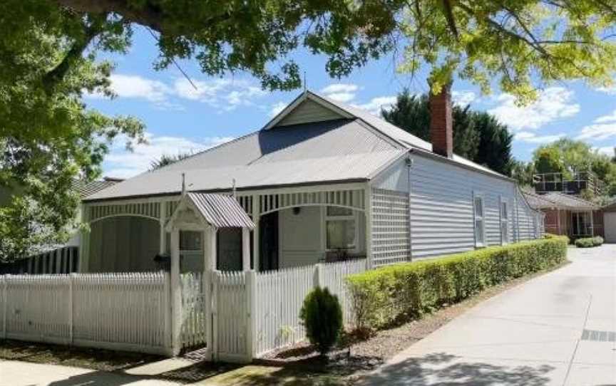 Magnolia Cottage, Healesville, VIC