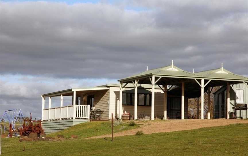 Clunes Cabins, Clunes, VIC