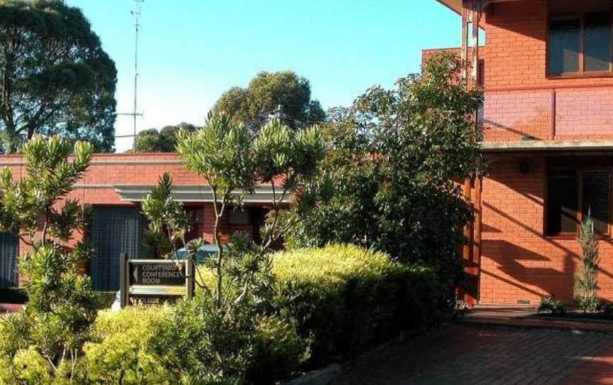 Sovereign Park Motor Inn, Golden Point, VIC