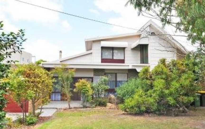 GETAWAY ON GARDEN - FREE WIFI - PET FRIENDLY (OUTSIDE ONLY), Inverloch, VIC