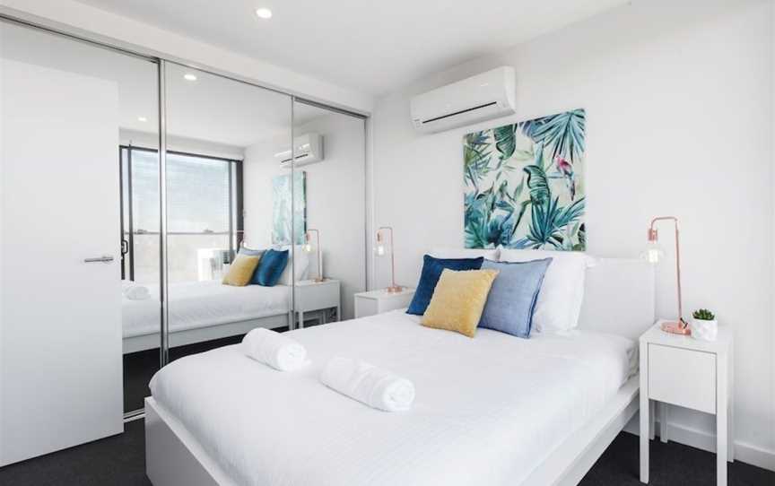 Spacious Urban Oasis Apartment with City Views by Ready Set Host, Footscray, VIC