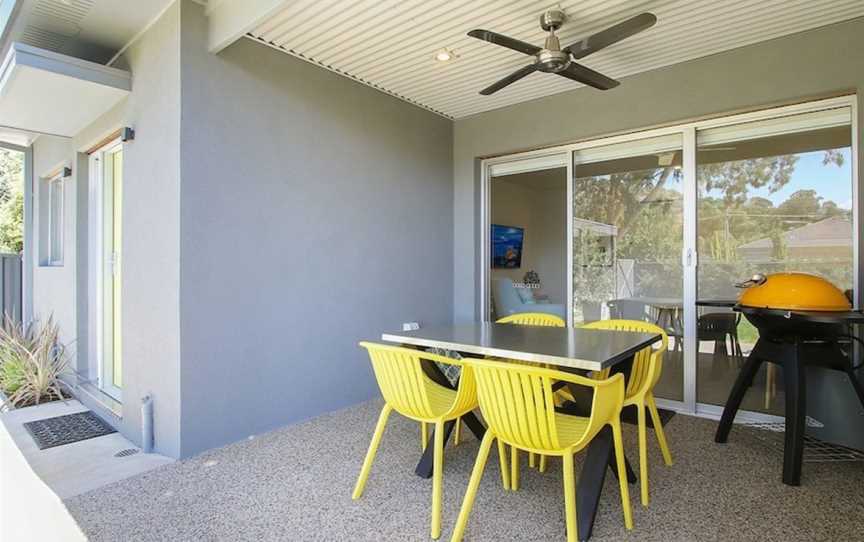 18 on Rayner - swish apartment Myrtleford, Myrtleford, VIC