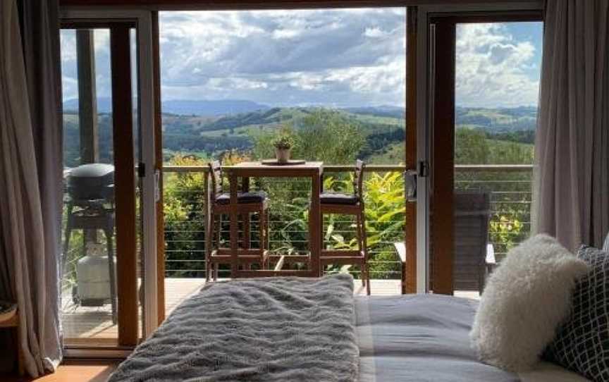 Studio with stunning mountain views, Bangalow, NSW