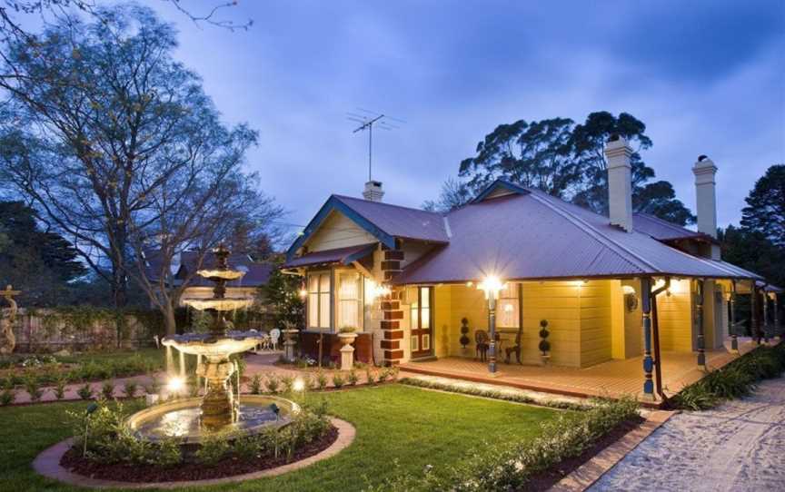 Mountain Whispers Varenna Luxury, Accommodation in Leura