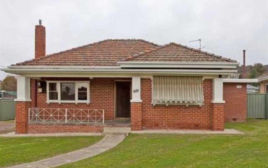 Red Brick Beauty - Central Cottage, Albury, NSW