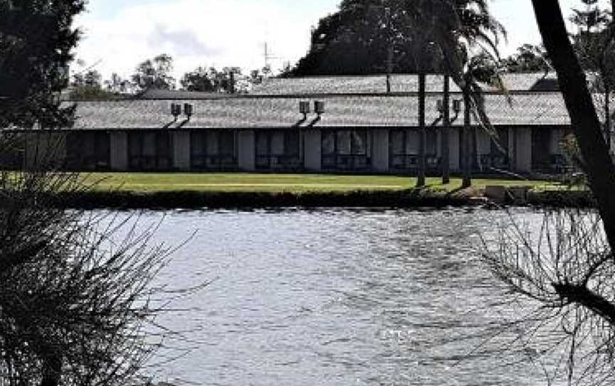 Hibiscus Lakeside Motel, Budgewoi, NSW