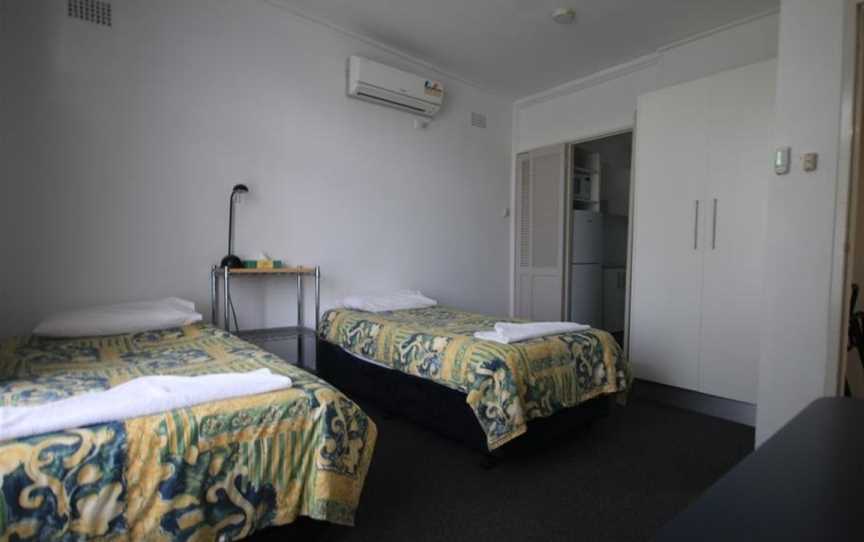 Lake Munmorah Motel, Lake Munmorah, NSW