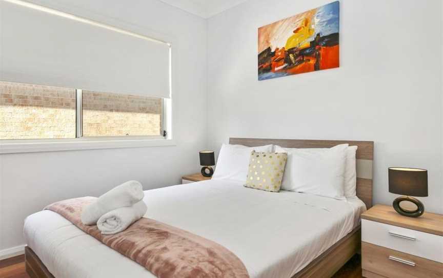 VILLA HODGKINSON SYDNEY, 4BDRM  SLEEPS 10, Panania, NSW