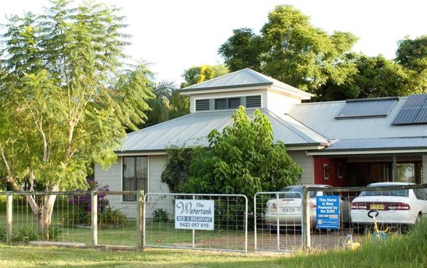 The Watertank Bed & Breakfast, Lansdowne Forest, NSW