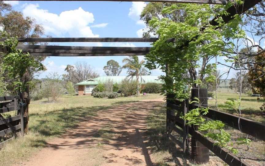 Waterfall Way Accommodation, Wollomombi, NSW