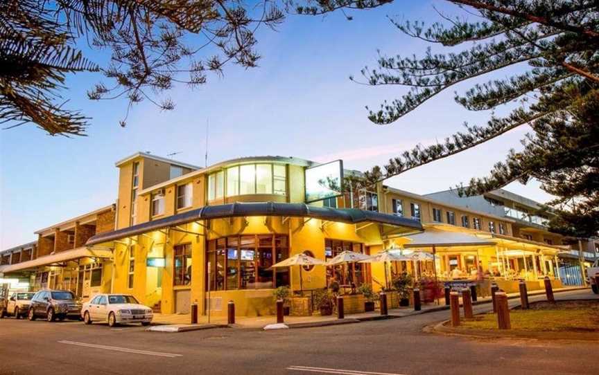 Seabreeze Beach Hotel, South West Rocks, NSW