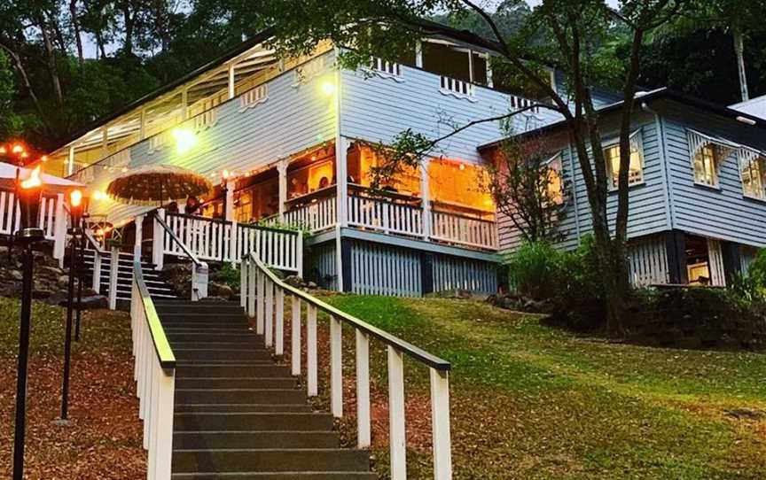 Halse lodge, Accommodation in Noosa Heads