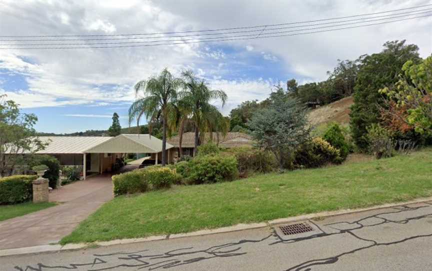 Bright & Beautiful Home On The Hills!, Kelmscott, WA