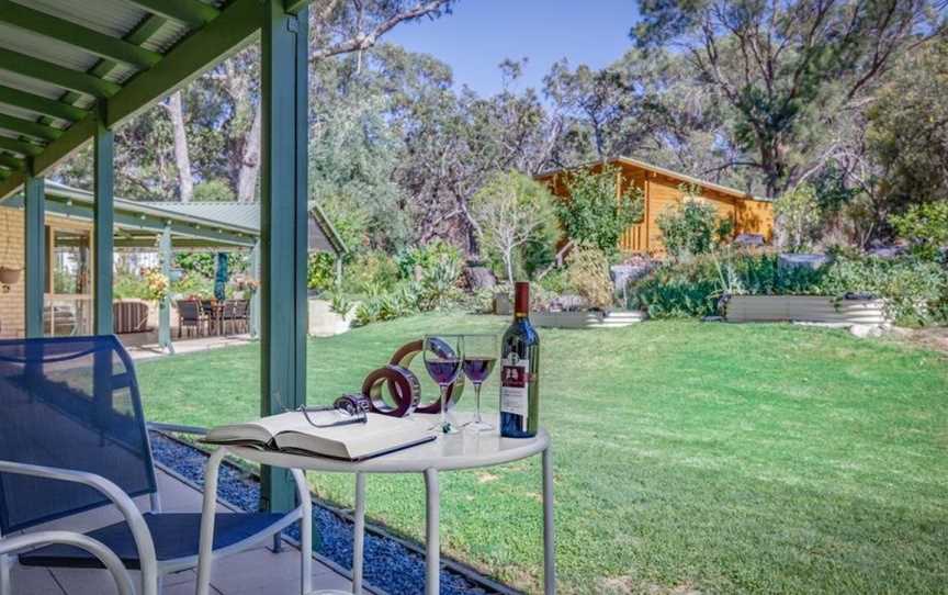 Devonleigh Bed and Breakfast, Baldivis, WA