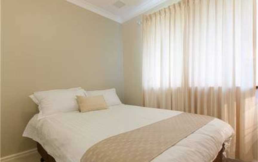 Garden City Short Stays, Booragoon, WA