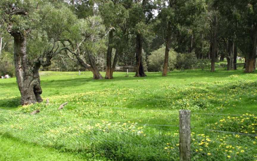 Boronia Farm Cottage, Accommodation in Donnybrook