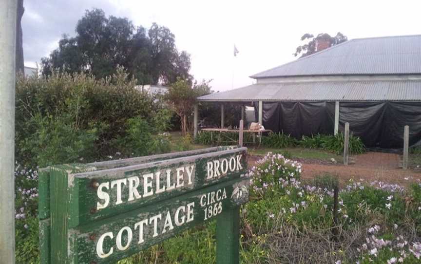 Strelley Brook Cottage, Accommodation in Herne Hill