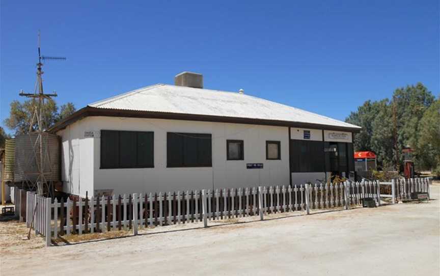 Hamelin Pool Caravan Park, Accommodation in Denham