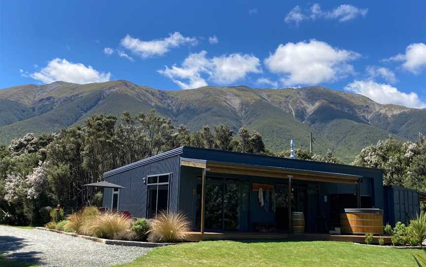 The Woodsman's Den, Lake Rotoroa, New Zealand